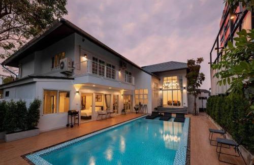 Nimman Villa | Experience Nimman Villa 17 Chiangmai - SHA PLUS with Pool