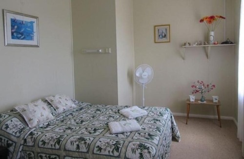 Nimmitabel Hotel | Eco-Friendly Stay at Nimmitabel Motel with Breakfast