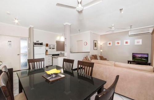 Port Douglas Resort | Explore Nimrod Resort Apartments: Family-Friendly Retreat