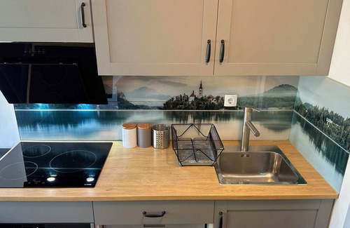 Bled Apartment | Nina's Place Summary: