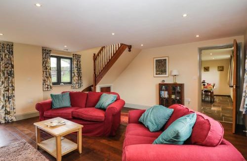 Marlborough House | Experience Comfort at Nine Acres Barn - Rated 9/10 by Guests