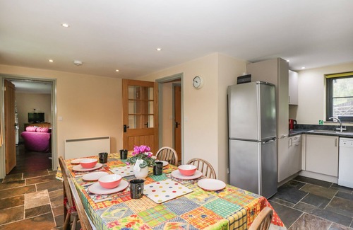 Marlborough Cottage | Beautiful Nine Acres Barn with Garden in Marlborough