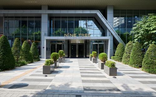 Jung-gu Hotel | Discover the Nine Tree Premier Hotel Myeongdong 2
