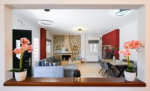 Apolpaina Apartment | Family-Friendly Ninemia Homes 1 with Top Guest Ratings
