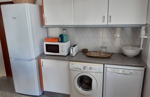 Peniche House | Pet-Friendly Ninestories Baleal with Oceanfront Views