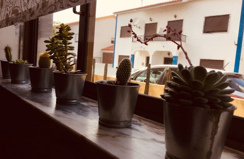 Peniche House | Pet-Friendly Ninestories Baleal with Oceanfront Views