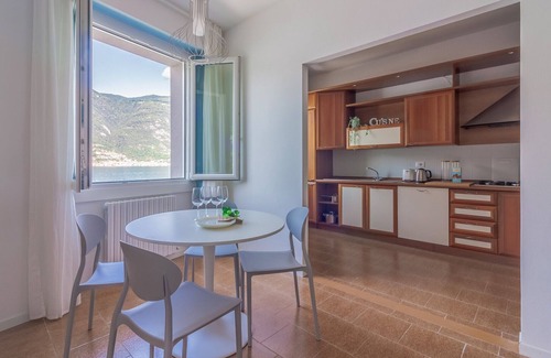 Lezzeno Apartment | Experience Ninfea Apartments with Lake Views & Breakfast
