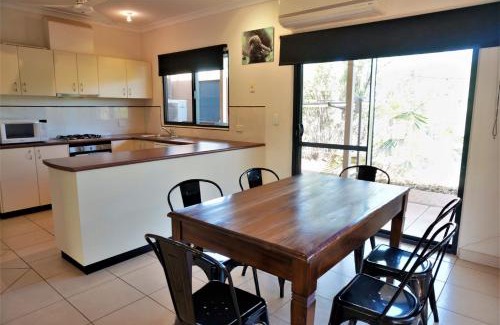 Exmouth Villa | Family-Friendly Ningaloo Breeze Villa 3 with High Ratings