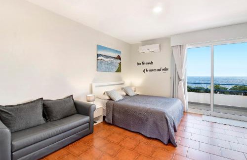 Porto Moniz Apartment | Pet-Friendly Ninho Gaivota with Oceanfront Views