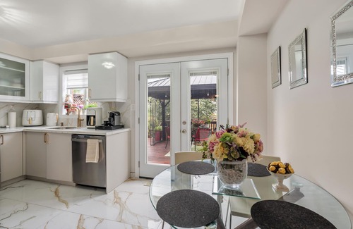 Watertown House | Ninos place