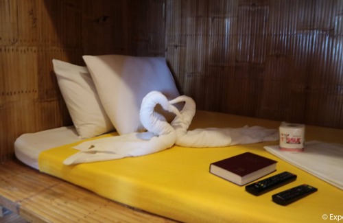 Baler Hotel | Cozy Nipa Hut Villa: Family-Friendly with Kitchen & Breakfast