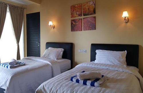 Senggigi Hotel | Cozy Nipah Villas: Oceanfront Stay with Pool & Pet Friendly