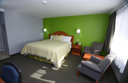 North Bay Hotel | Guest Rated Nipissing Inn: Family-Friendly with Breakfast