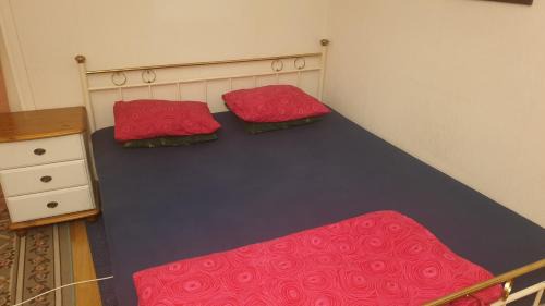 Oulu House | Convenient Nipu Hotel Near City Center and Transit Options