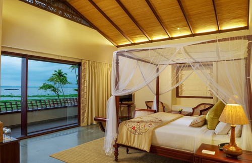 Kumarakom Resort | Experience Niraamaya Retreats Backwaters & Beyond Bliss