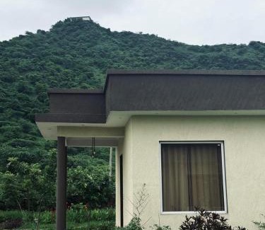 Jamwa Ramgarh House | Nirmal Krishan Parbat Farmstay