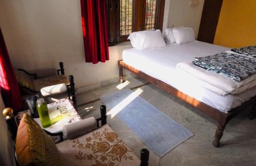 Jhotwara House | Budget-Friendly Nirvan-Ika: Perfect for Families and Pets