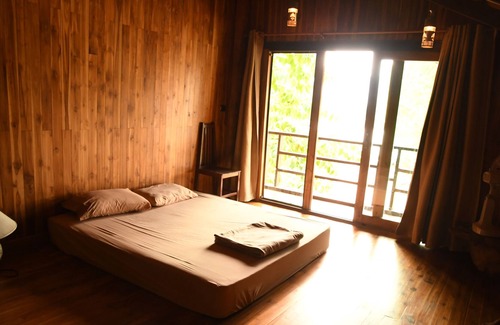 Vang Vieng Hotel | Nirvana Archipel Resort
