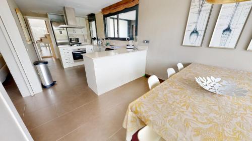 El Perello Villa | Oceanfront Nirvana: Family-Friendly 4-Star Getaway