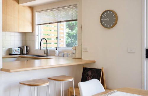 Porepunkah House | Discover Nirvana: Your Escape into Tranquility and Comfort