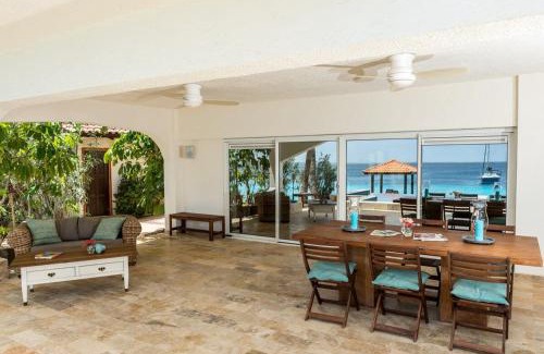 Belnem Villa | Relax at Nirvana Lodge with Private Pool & House Reef