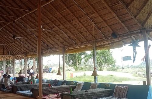 Kamalapur House | Top-Rated Nirvana Resort Hampi: Family-Friendly Retreat