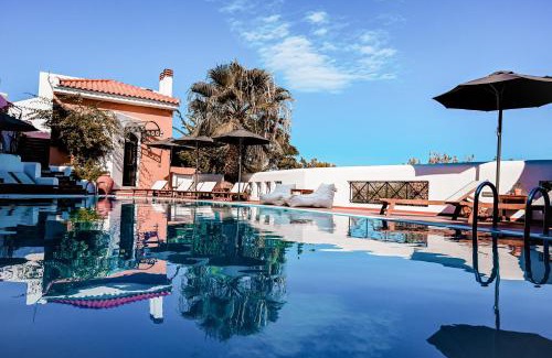 Pythagorion Apartment | Pet-Friendly Nisea Hotel Samos with Oceanfront Views