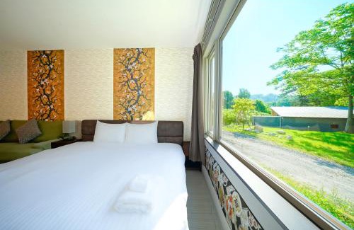 Niseko Apartment | Family-Friendly KIRAKU Ki Niseko: 3BDRM Garden Retreat