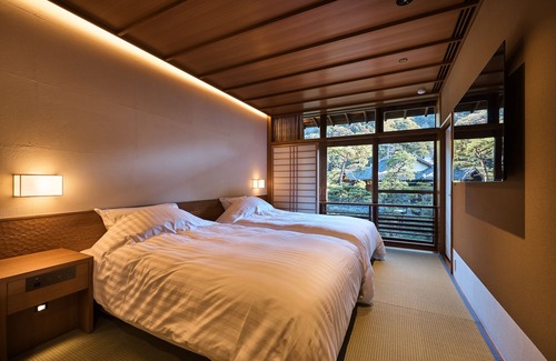 Kinosaki Onsen House | Experience Nishimuraya Honkan: Guest Rated 9.8 with Spa & Dining