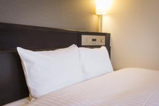 Kitakyushu Hotel | Modern Nishitetsu Inn Kokura with Hot Tub & Breakfast