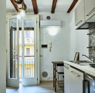 Navigli Apartment | Top-Rated Nisohel: Family-Friendly Getaway Awaits You