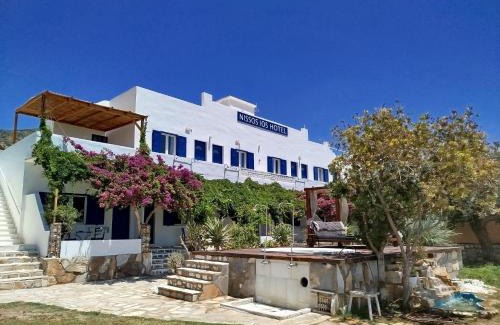 Ios Hotel | Oceanfront Bliss at Nissos Ios – Rated 8.4/10