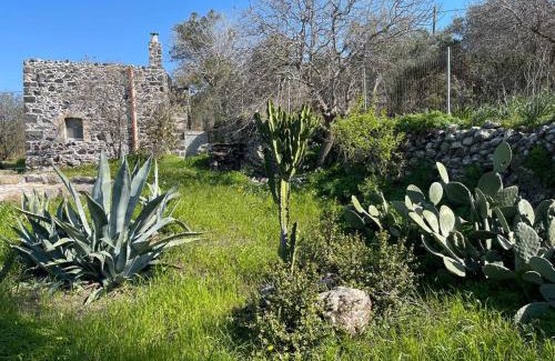 Mandraki Apartment | Child-Friendly Retreat at Nisyros Traum „Speladi“