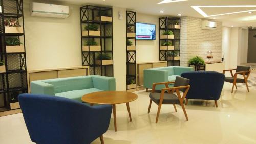 Tanjung Pinang Hotel | Discover Nite & Day Laguna Bintan: Family-Friendly Retreat