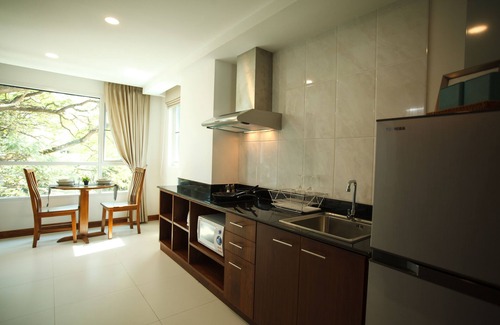 Chang Phueak Apartment | Top-Rated Nivas Chiangmai: Pool, Ocean View & Breakfast