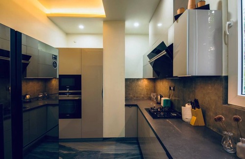 Lalkothi Apartment | Modern Nivriti BnB: Fully Automated Child-Friendly Stay
