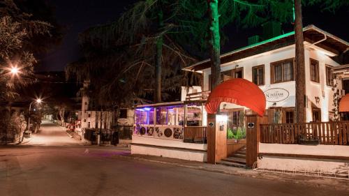 Adalar Hotel | Elegant Nizam Butik Otel Büyükada - 8.9/10, Family Friendly