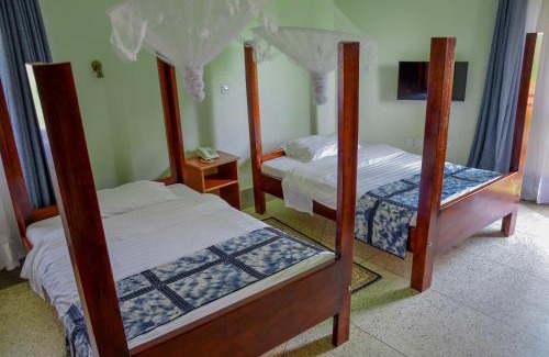 Fort Portal Hotel | Discover Njara Suites: Family-Friendly & Accessible Getaway