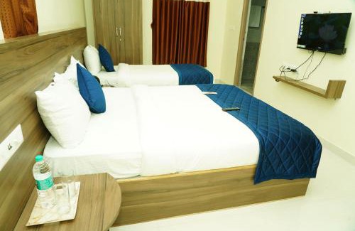 Yercaud Hotel | NJK Residency