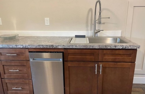Forest Grove Bed & Breakfast | Inviting 1-Bedroom Apartment in Historic Forest Grove