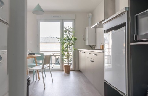 Nord - Gare Apartment | Top-Rated Noémie Studio with Wifi & Accessible Amenities