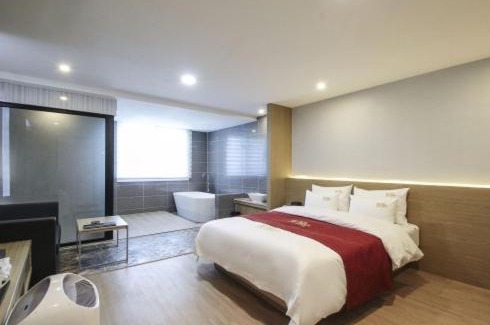 Chinju Hotel | Top-Rated No.1 New Yorker Hotel with Family-Friendly Amenities