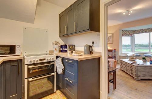 Swaffham House | Pet-Friendly Escape at No 1 Sparham Hall in Norfolk