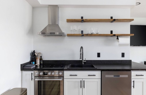 Lakewood Apartment | Top-Rated NO. 10: Family-Friendly Retreat with Breakfast