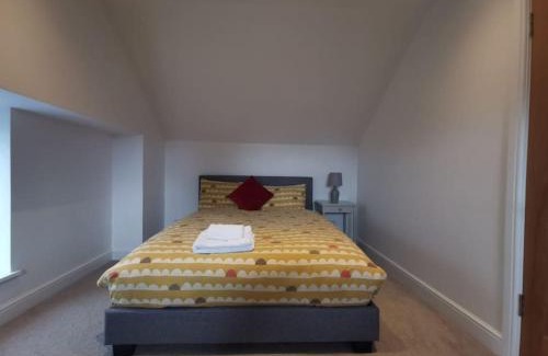 Banbury Apartment | Discover No.12 - The Meadow: Guest Rated 8/10