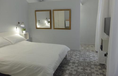 Birgu House | Explore No. 17 Birgu: Family-Friendly Stay with Kitchen