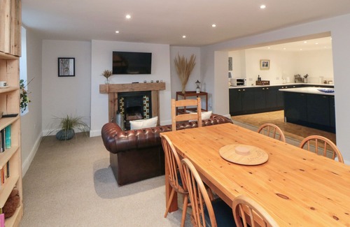 Hartlepool House | Discover NO.20 THE HEADLAND: Pet-Friendly Retreat in Hartlepool