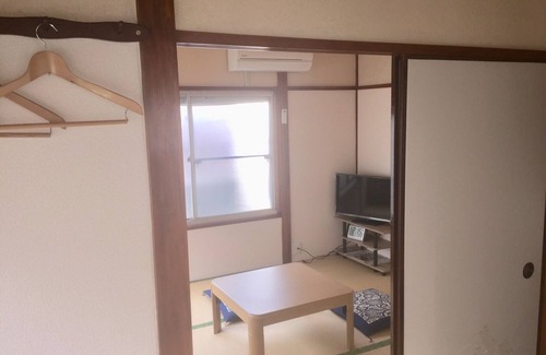 Minamisuna Apartment | Cozy 2-Room Retreat with Tatami Mats in Koto-ku, Tokyo