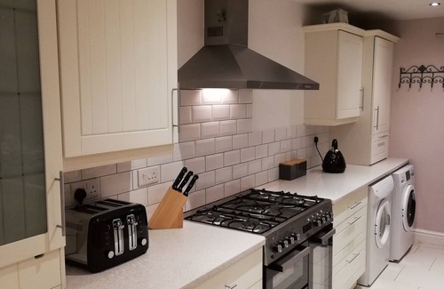 Par House | Family Retreat: Steps from Dog-Friendly Beach, Rated 9.8