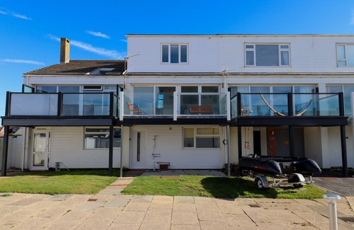 Wittering House | No. 28 Beachside Getaway with Scenic Sea Views